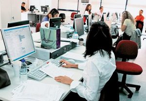 δημόσιοι υπάλληλοι κηφήνες